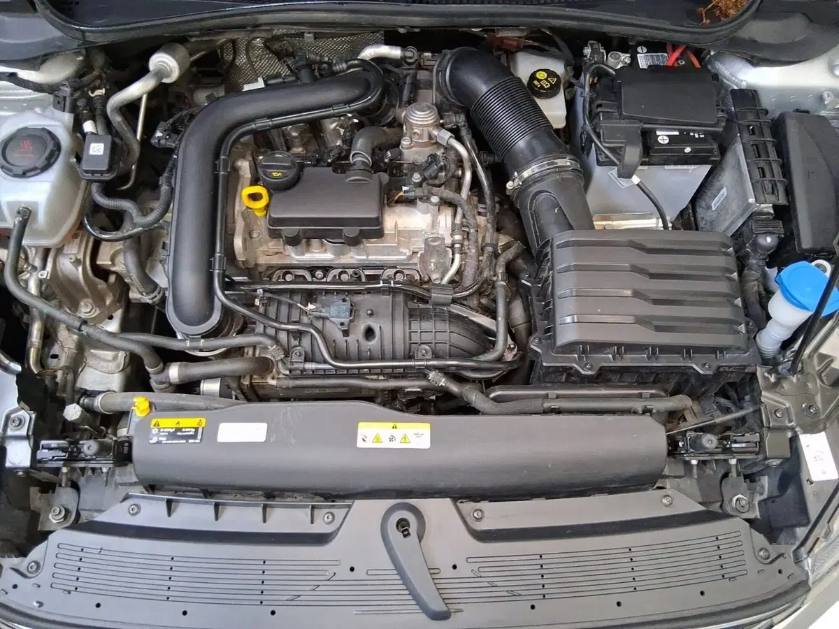 Volkswagen Taigo usata a Bologna (11)