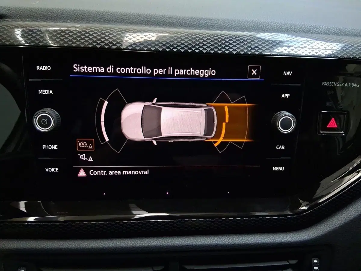 Volkswagen Taigo usata a Bologna (17)