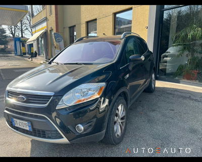 Ford Kuga 2.0 TDCi 136 CV 4WD Titanium DPF del 2010 usata a Collecchio