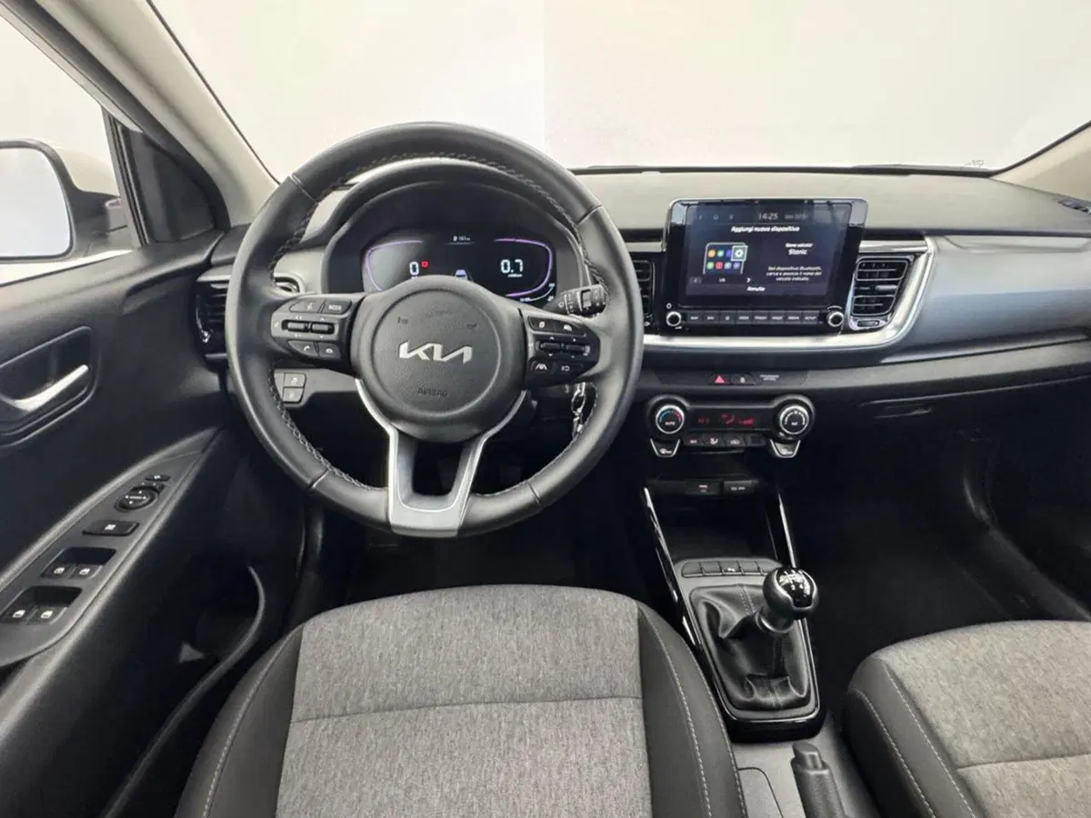 Kia Stonic usata a Como (10)