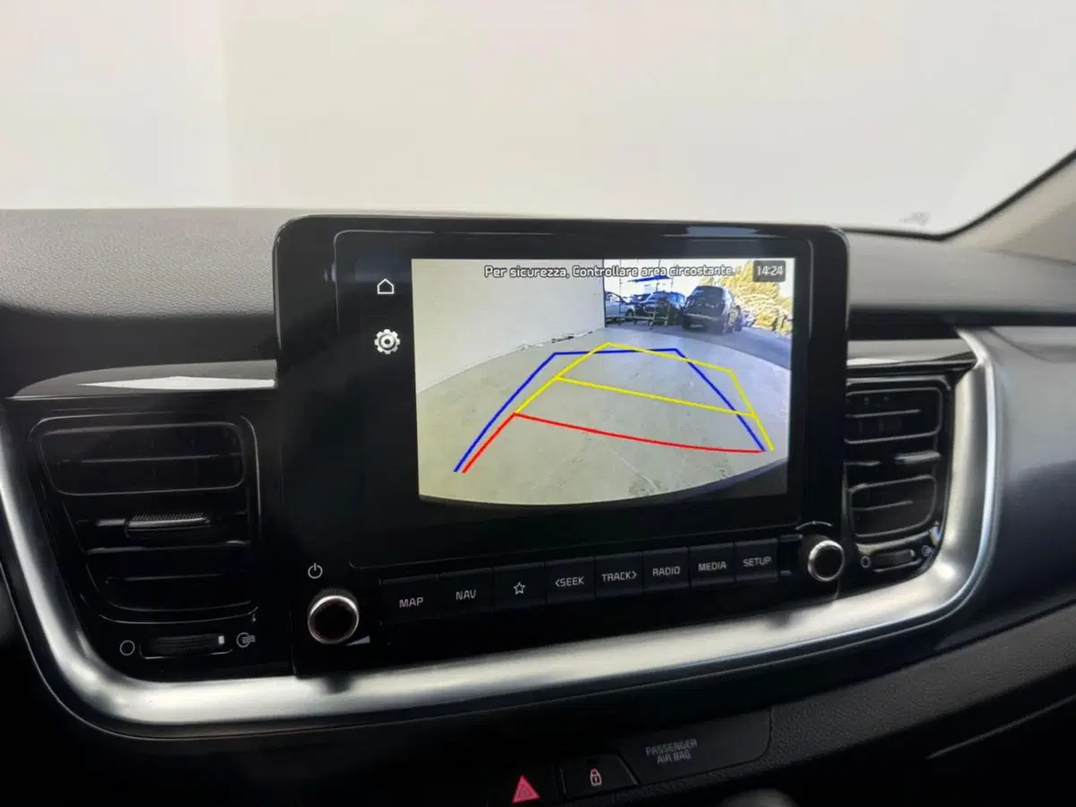 Kia Stonic usata a Como (17)