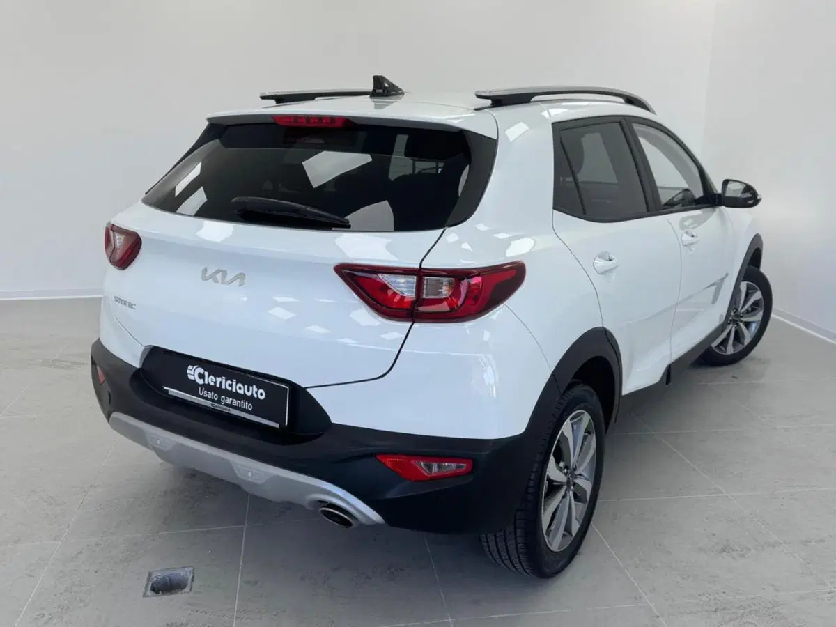 Kia Stonic usata a Como (2)