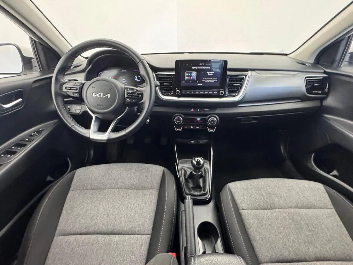 Kia Stonic usata a Como (4)