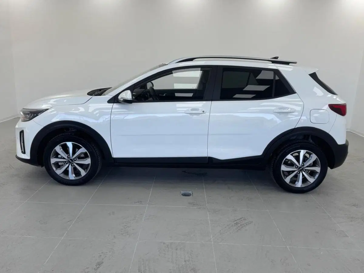 Kia Stonic usata a Como (8)