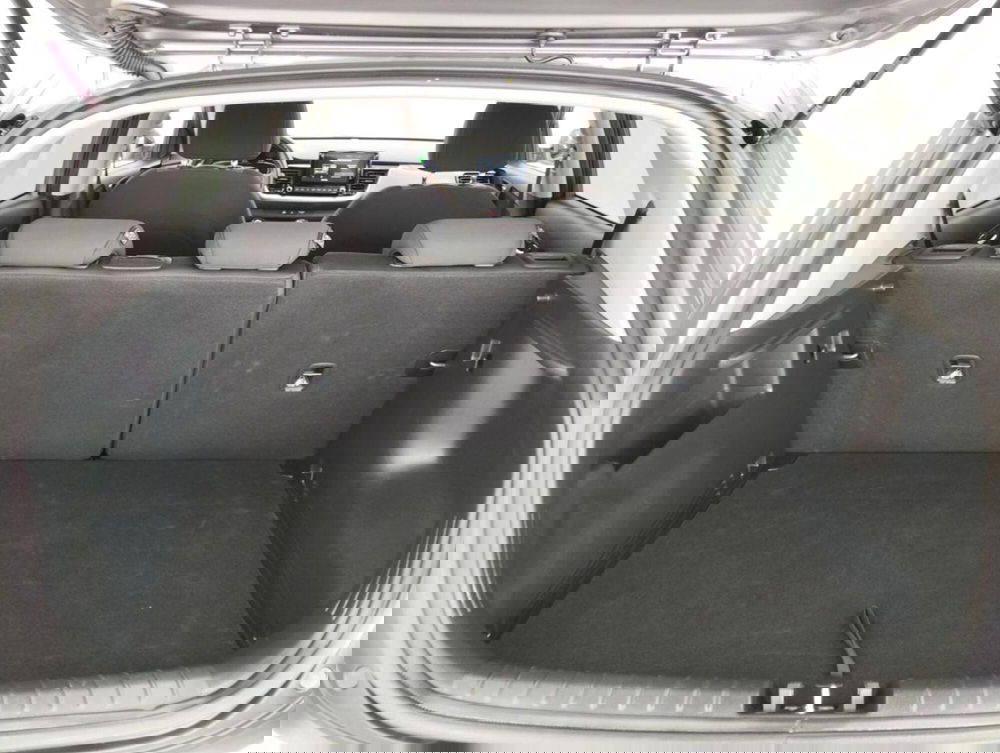 Kia Stonic usata a Como (19)