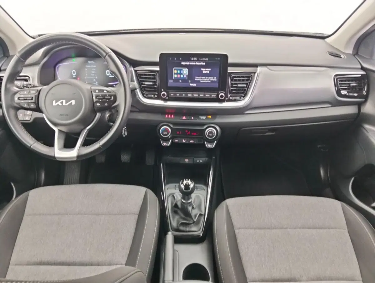 Kia Stonic usata a Como (4)