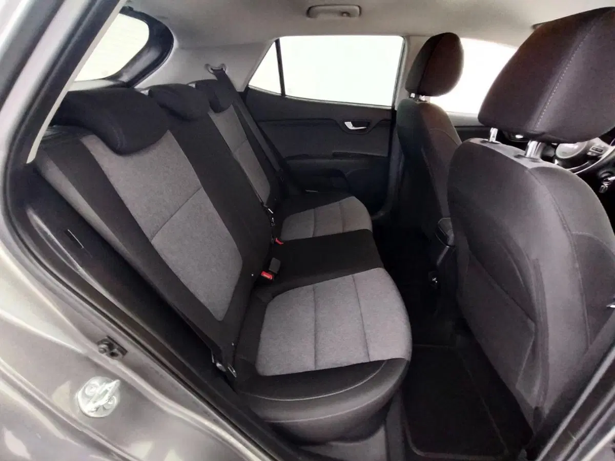 Kia Stonic usata a Como (5)
