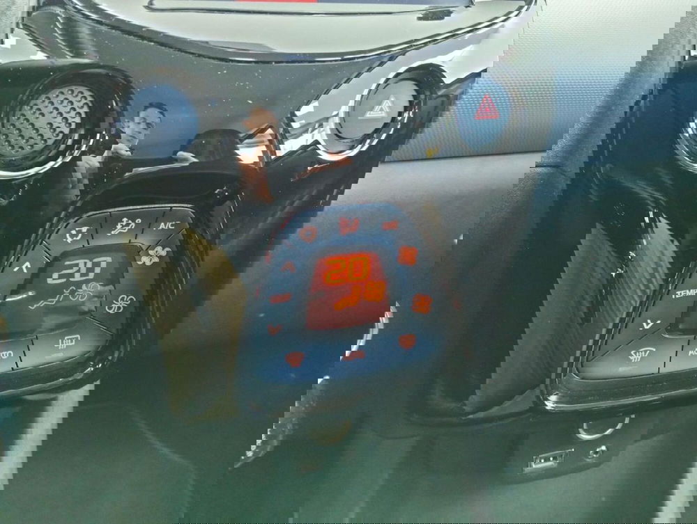 Peugeot 108 usata a Como (16)