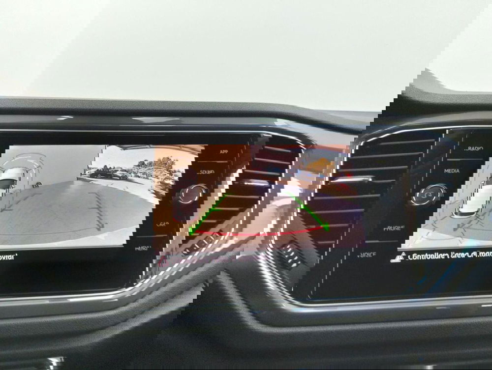 Volkswagen T-Roc usata a Como (16)