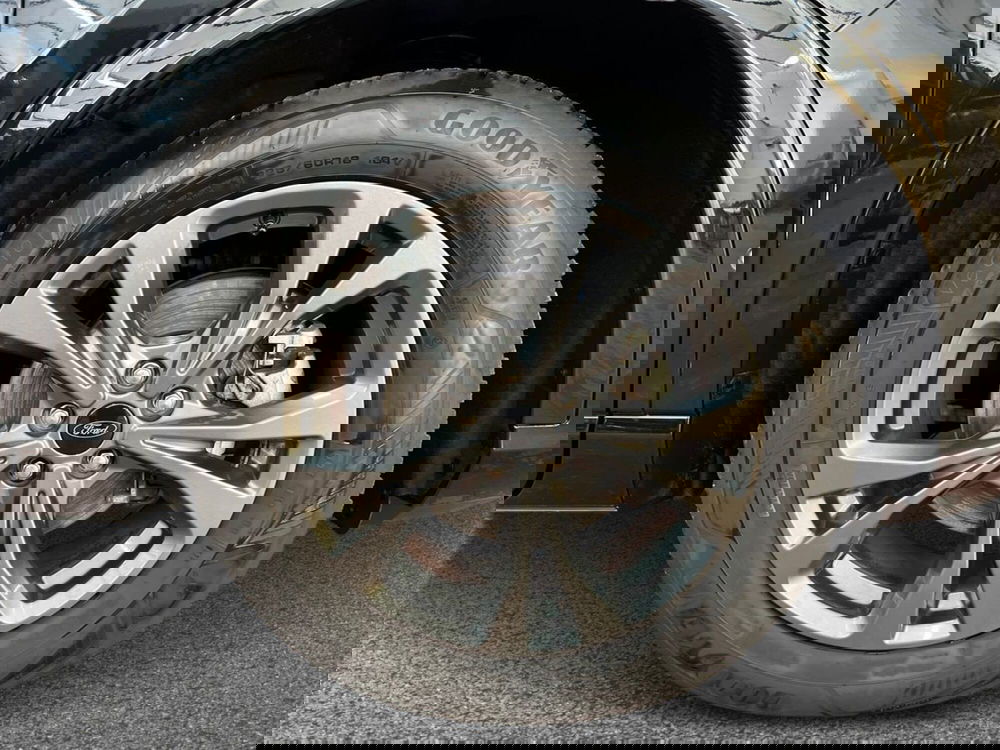 Ford Kuga usata a Bari (6)