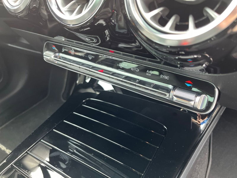 Mercedes-Benz Classe A usata a Bari (14)