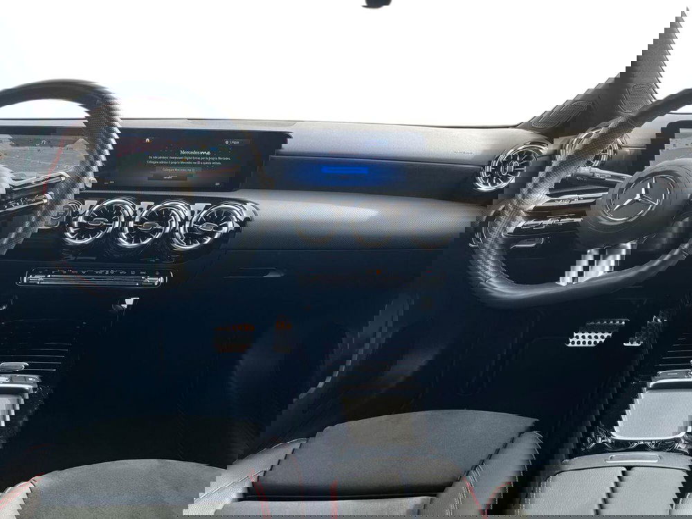 Mercedes-Benz Classe A usata a Bari (9)