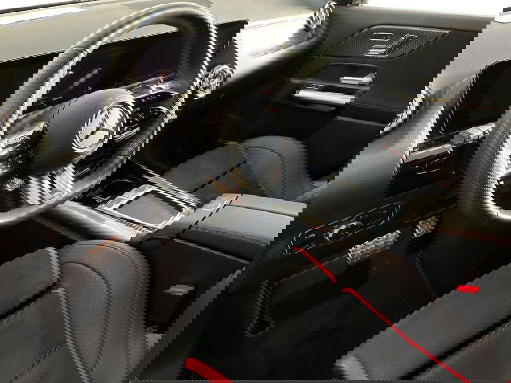 Mercedes-Benz GLA SUV usata a Bari (10)