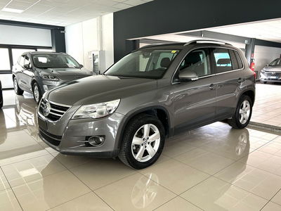 Volkswagen Tiguan 2.0 TDI DPF 4MOTION DSG R-Line del 2009 usata a Ferrara