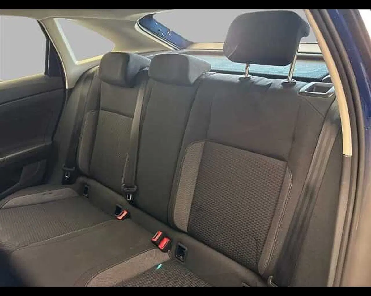 Volkswagen Taigo usata a Roma (9)