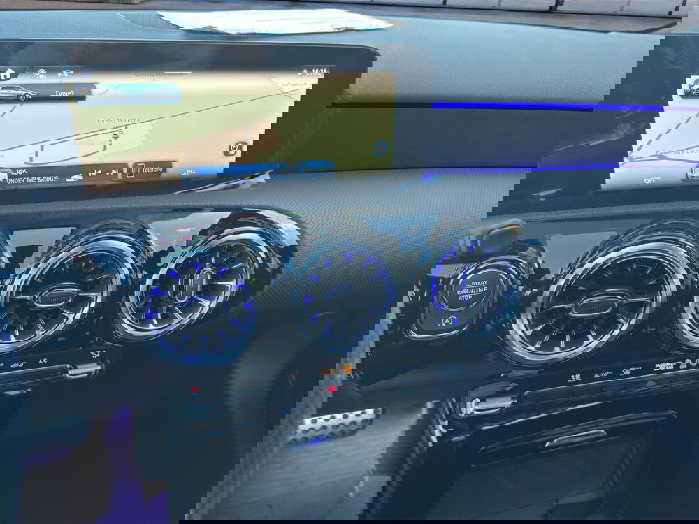 Mercedes-Benz Classe A nuova a Cosenza (16)