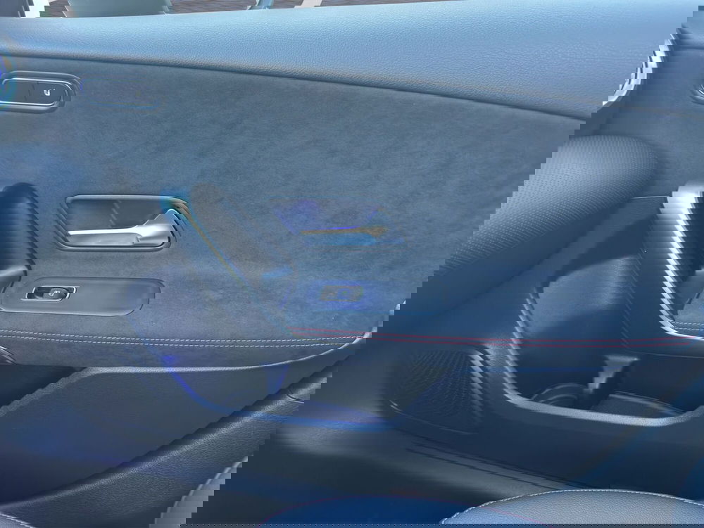 Mercedes-Benz Classe A nuova a Cosenza (17)