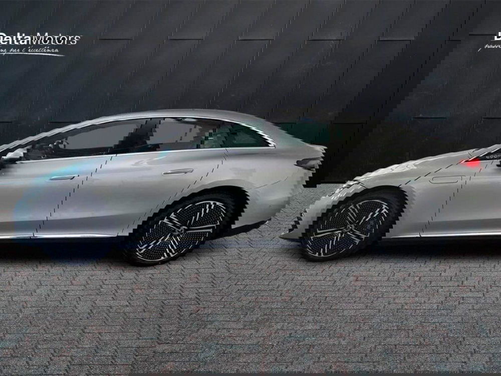 Mercedes-Benz EQE nuova a Rimini (2)