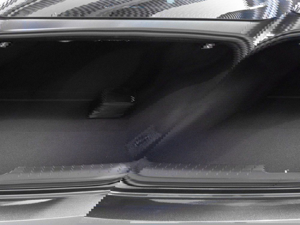 Hyundai Ioniq 6 usata a Macerata (9)