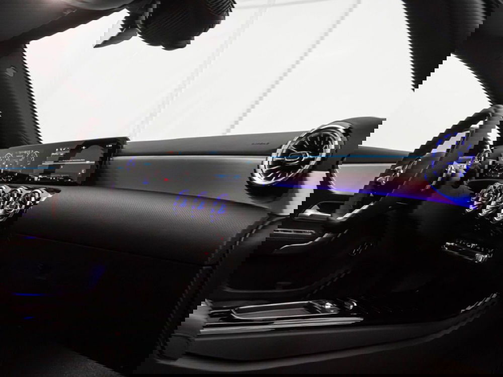 Mercedes-Benz Classe A nuova a Macerata (16)