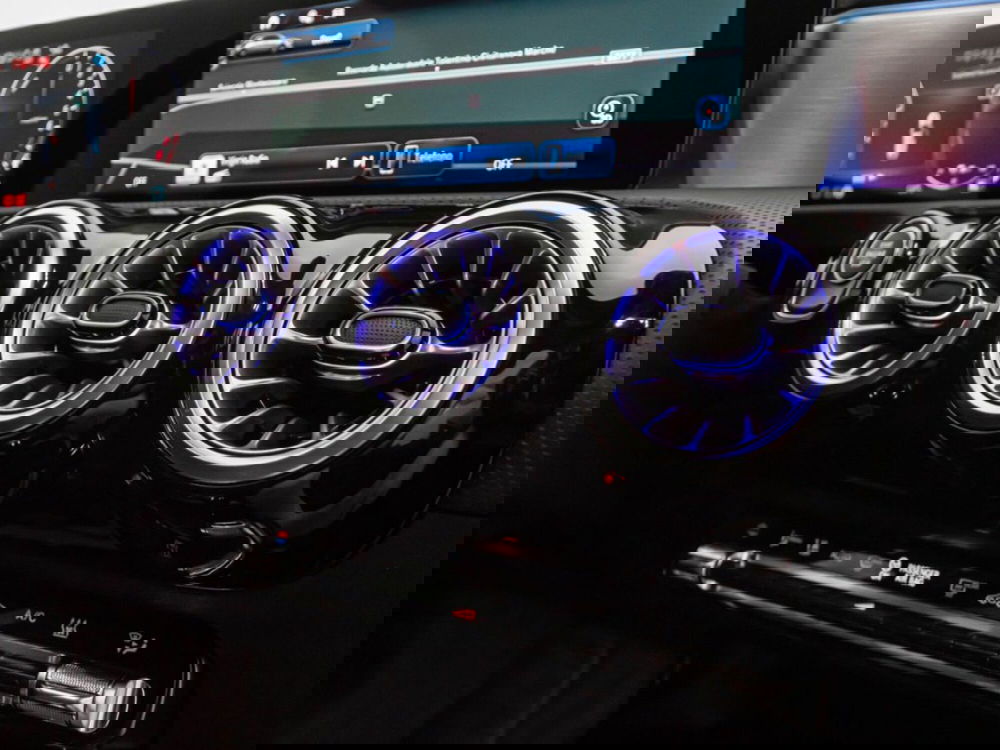 Mercedes-Benz Classe A nuova a Macerata (18)