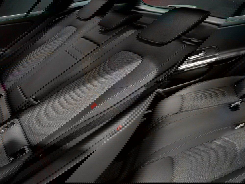 Mercedes-Benz EQA nuova a Rimini (11)