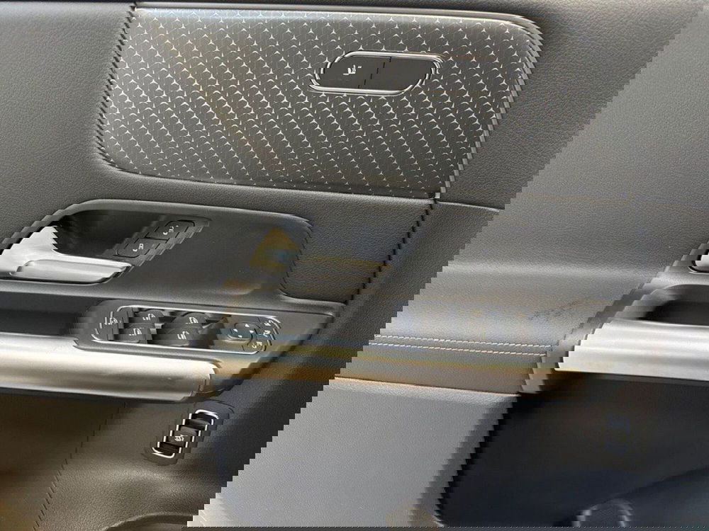 Mercedes-Benz Classe B nuova a Macerata (17)