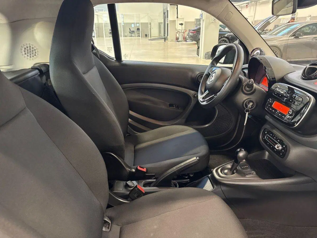 smart Fortwo usata a Rimini (14)