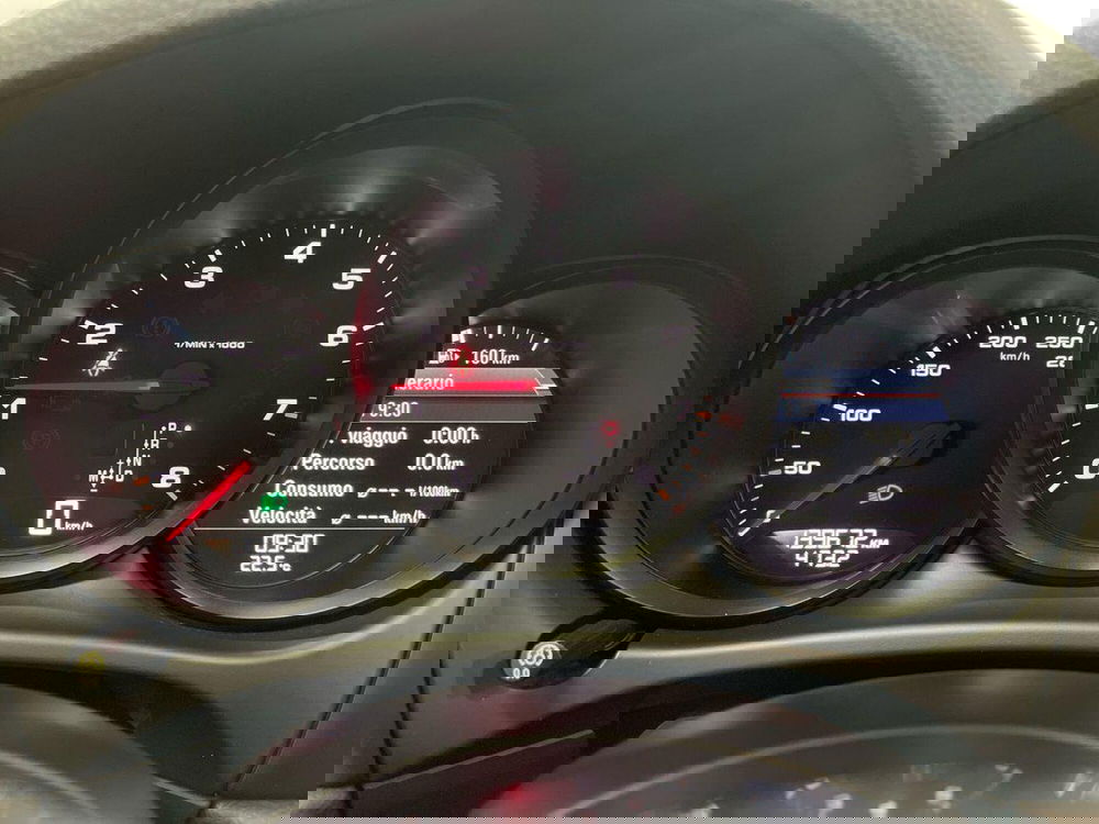 Porsche Macan usata a Macerata (9)