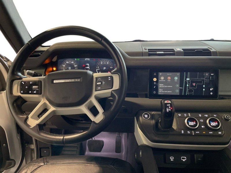 Land Rover Defender usata a Macerata (11)