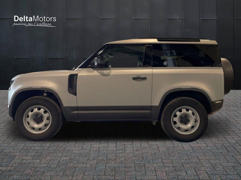 Land Rover Defender usata a Macerata (2)