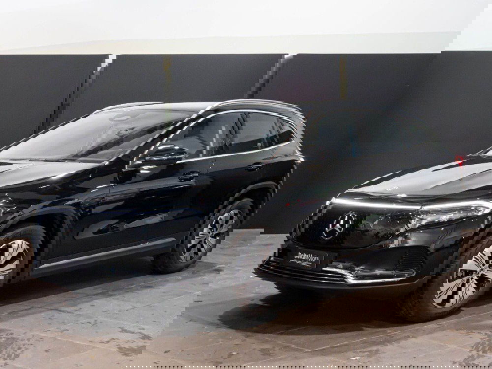 Mercedes-Benz EQA nuova a Macerata