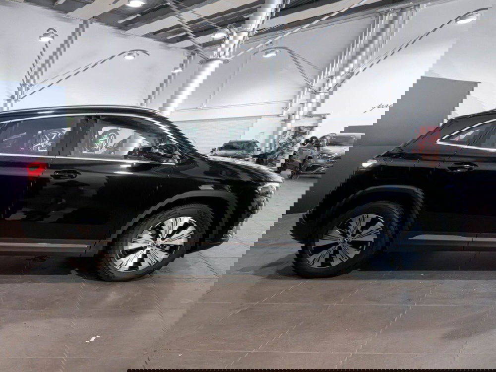 Mercedes-Benz EQA nuova a Macerata (9)