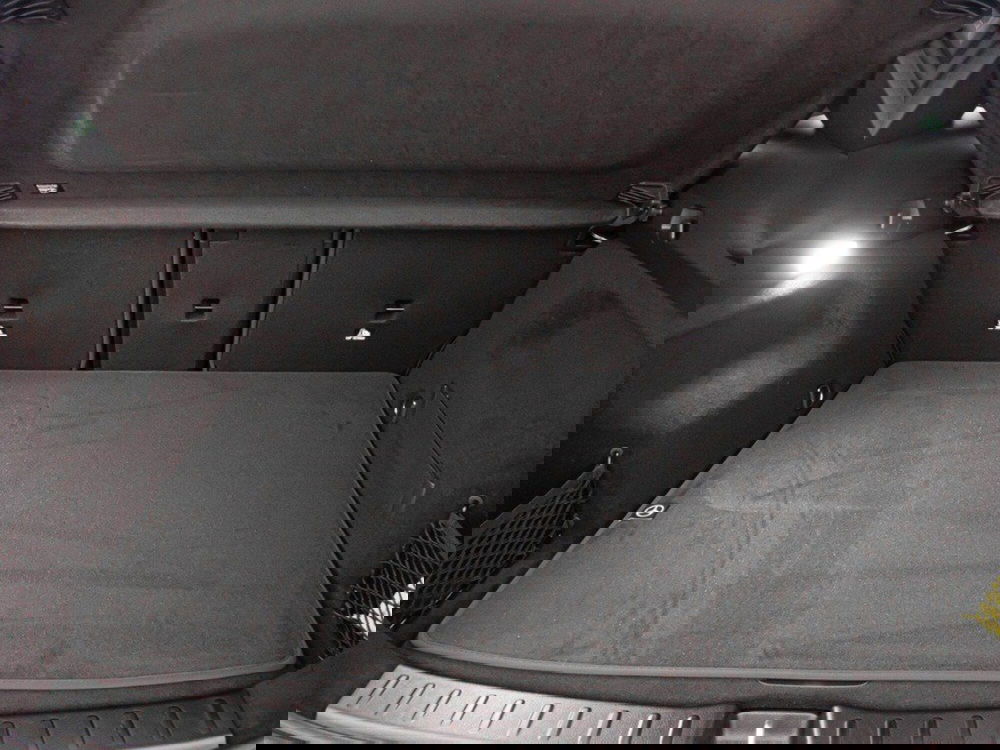 Mercedes-Benz EQA nuova a Macerata (8)