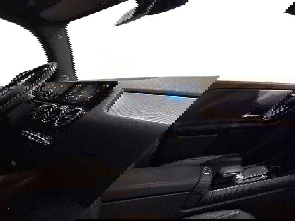 Mercedes-Benz GLA SUV usata a Macerata (12)