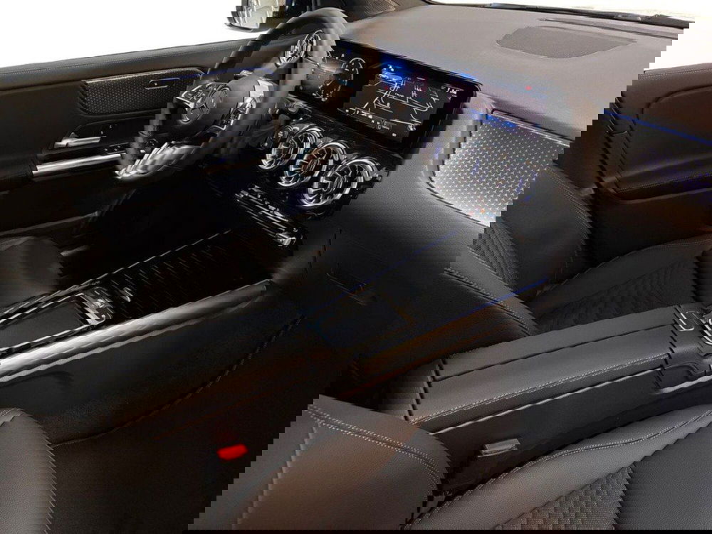 Mercedes-Benz GLA SUV nuova a Rimini (12)