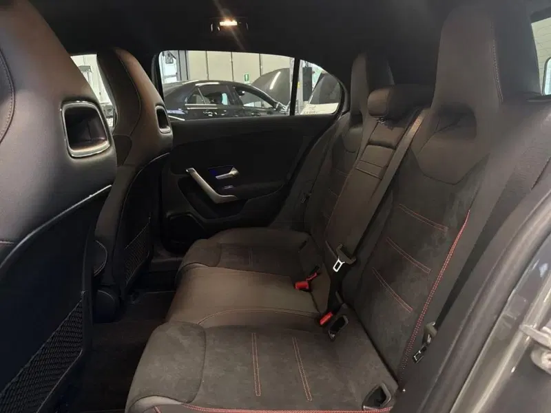 Mercedes-Benz Classe A Sedan nuova a Rimini (13)
