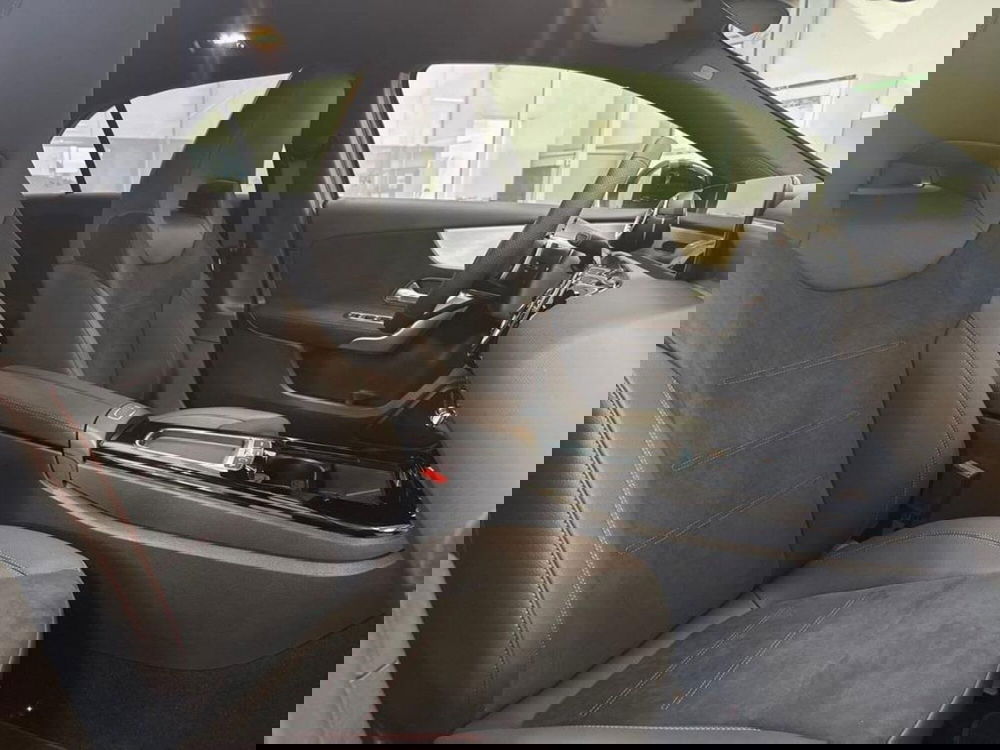 Mercedes-Benz Classe A Sedan nuova a Rimini (14)