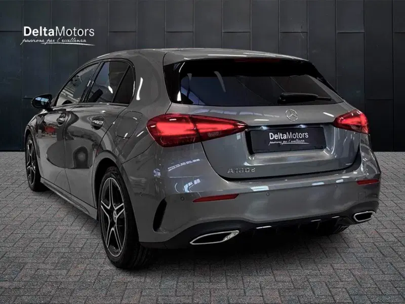 Mercedes-Benz Classe A Sedan nuova a Rimini (3)