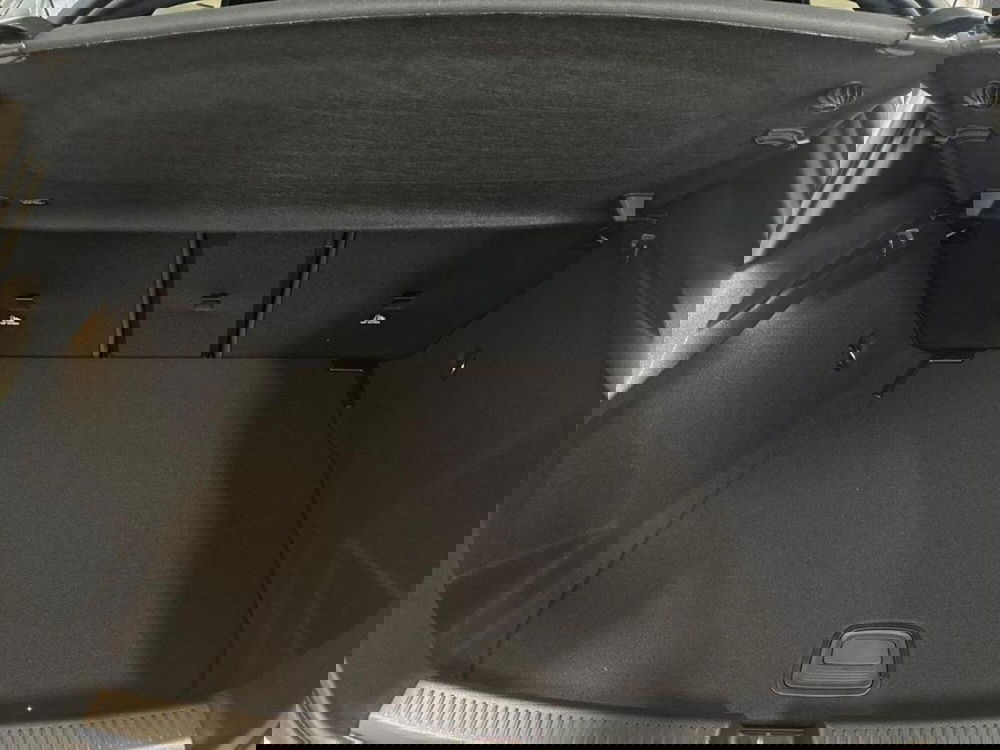 Mercedes-Benz Classe A Sedan nuova a Rimini (7)