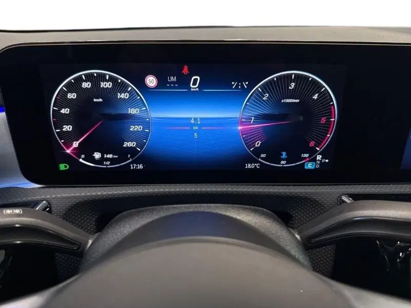 Mercedes-Benz Classe A Sedan nuova a Rimini (9)