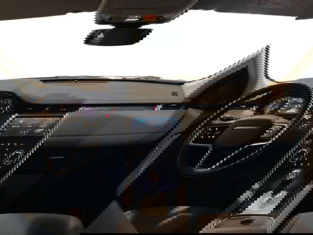 Land Rover Discovery Sport usata a Macerata (10)