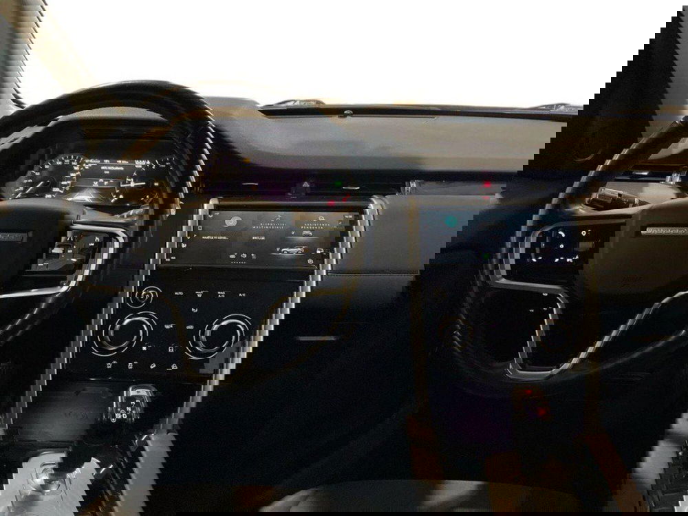 Land Rover Discovery Sport usata a Macerata (11)