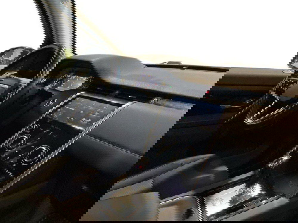 Land Rover Discovery Sport usata a Macerata (12)