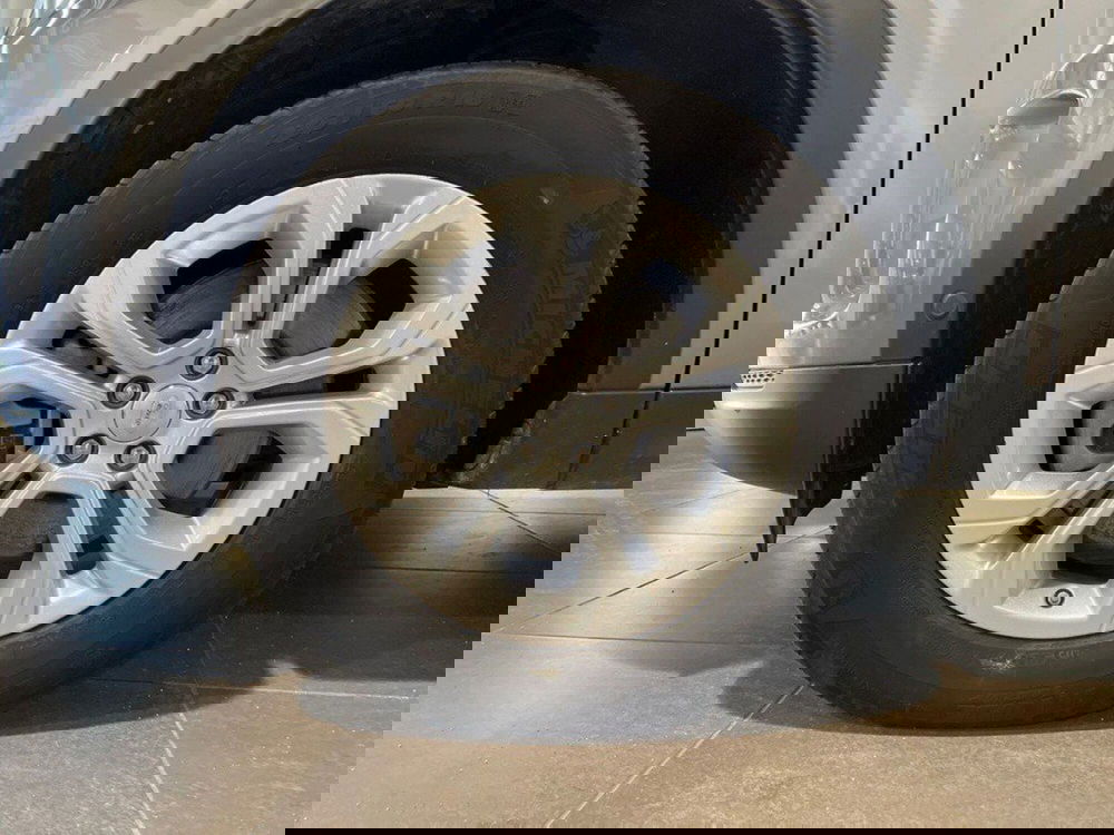 Land Rover Discovery Sport usata a Macerata (8)