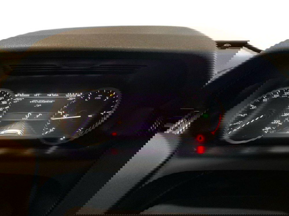 Land Rover Discovery Sport usata a Macerata (9)