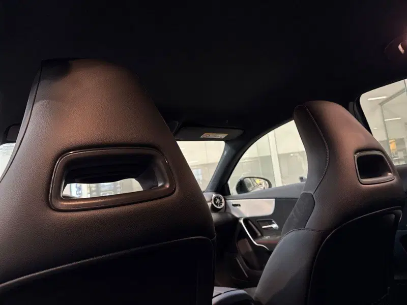 Mercedes-Benz Classe A Sedan nuova a Rimini (18)