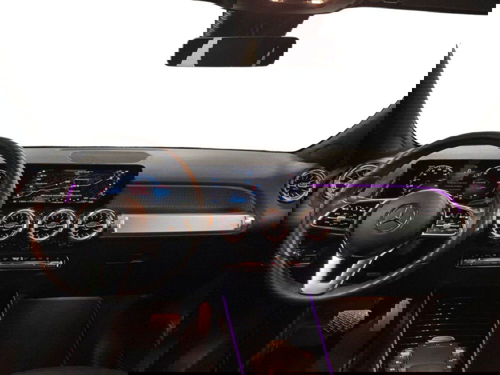 Mercedes-Benz EQB usata a Macerata (10)