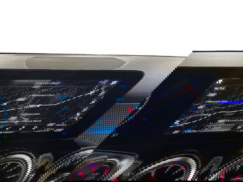 Mercedes-Benz EQB usata a Macerata (15)