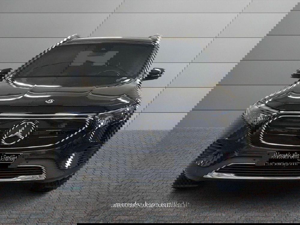Mercedes-Benz EQB usata a Macerata (6)